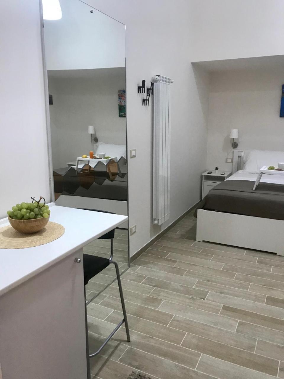 Virgilio'S Garden Bed and Breakfast Castellammare di Stabia Εξωτερικό φωτογραφία
