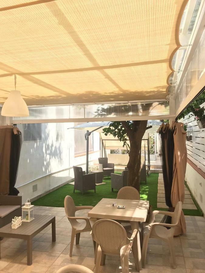 Virgilio'S Garden Bed and Breakfast Castellammare di Stabia Εξωτερικό φωτογραφία