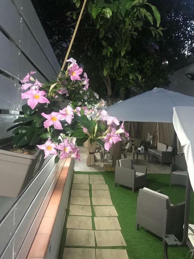 Virgilio'S Garden Bed and Breakfast Castellammare di Stabia Εξωτερικό φωτογραφία